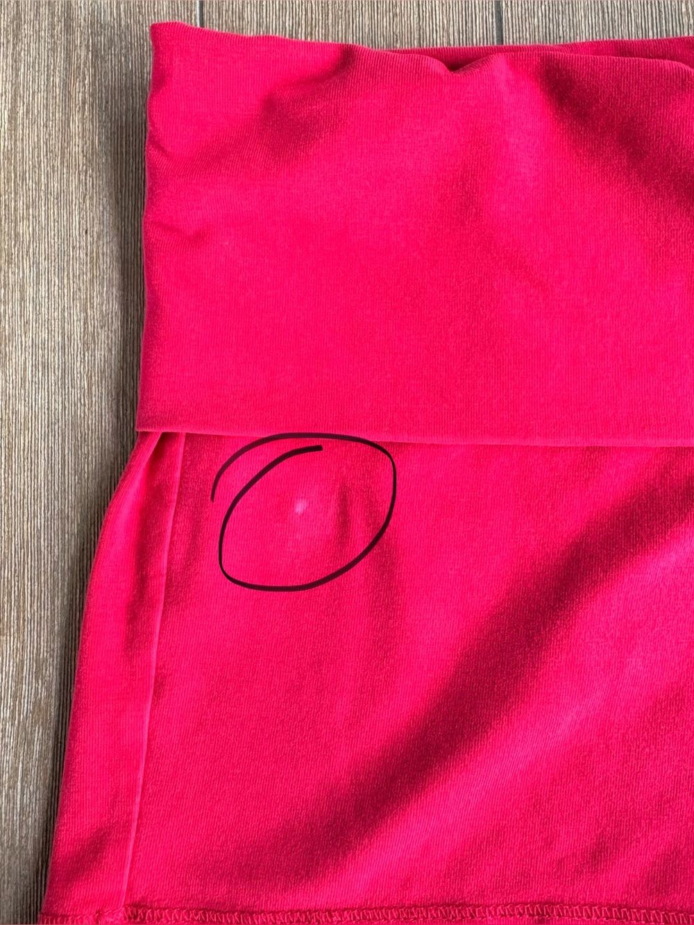 ✨Hollister Bright Pink Fold-Over Waist Shorts✨ - Picture 5 of 5